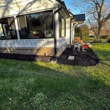 yard with mulch